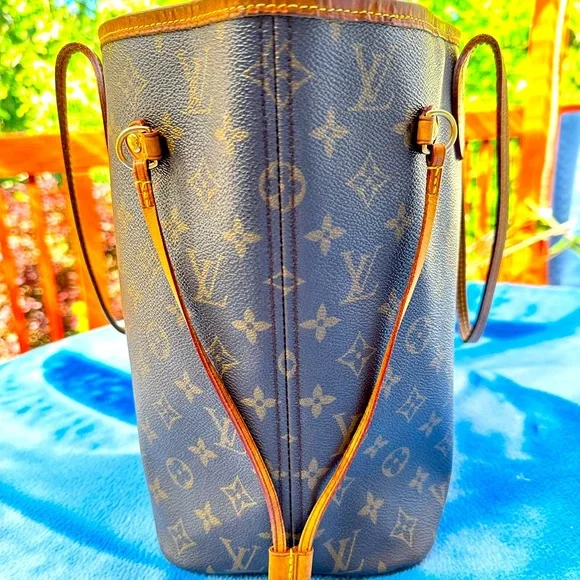 LOUIS VUITTON Neverful MM 🔥🔥 - Picture 4 of 16